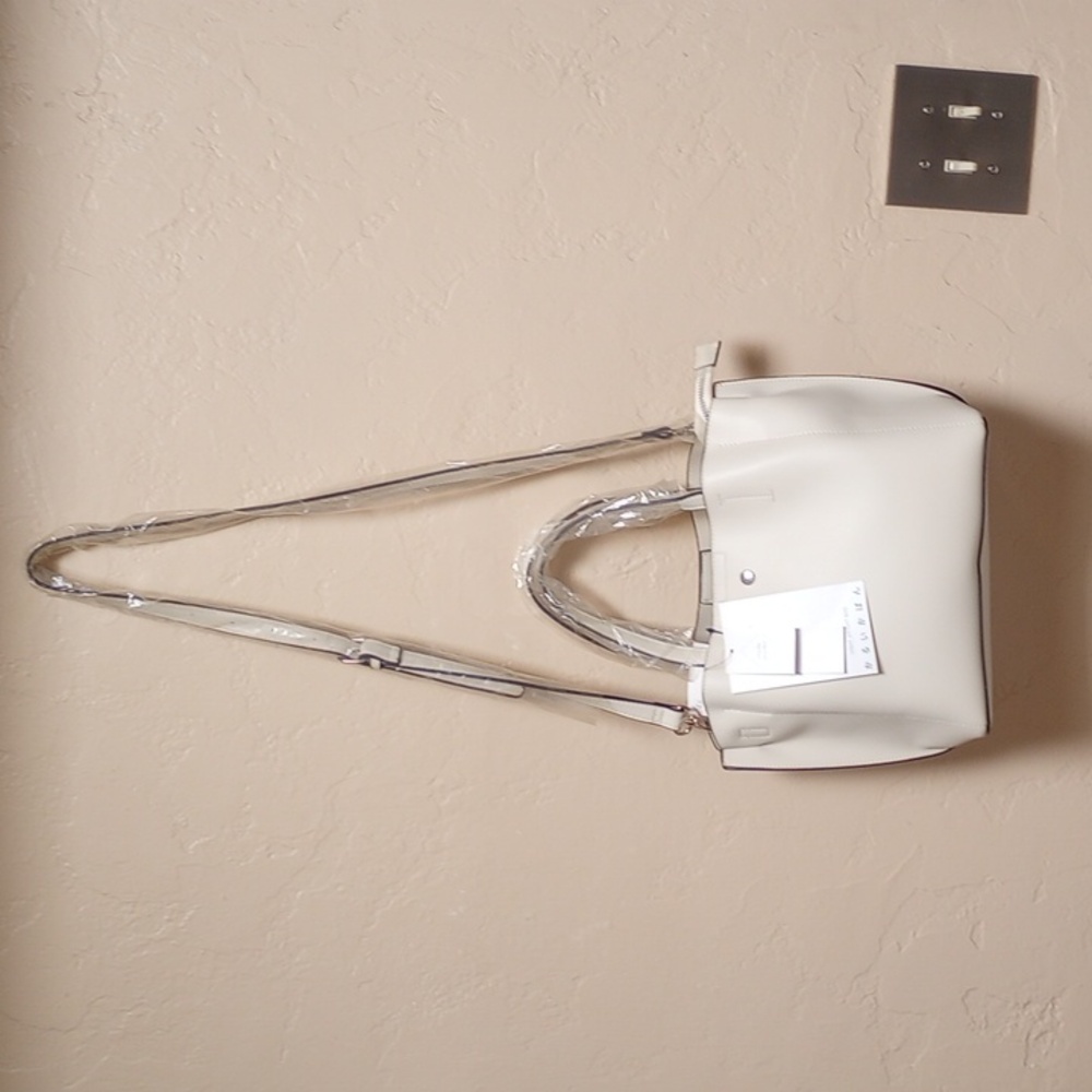 NWT Purse Color Bone